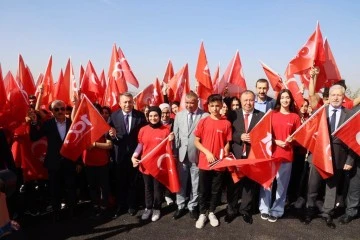 Resul Osman Dağına dev Türk bayrağı