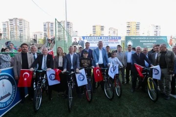 Şahinbey Belediyesi’nden 104.000 Öğrenciye Bisiklet