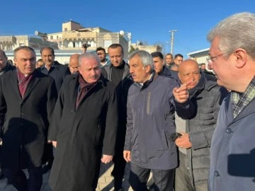 TBMM Başkanı Şentop Kilis’te depremzedeleri ziyaret etti