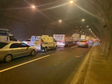 Tünelde zincirleme trafik kazası: 1 ölü