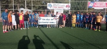 Türk Sağlık Sen Gaziantep şubesi tarafından düzenlenen halı saha turnuvası başladı