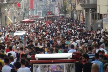 Türkiye nüfusunun yüzde 49,9'u kadınlarda oluşuyor
