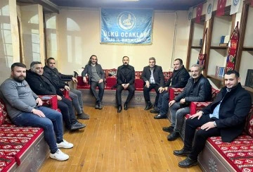 Ülkü Ocakları Başkanı Sevengül, gazetecilerle buluştu