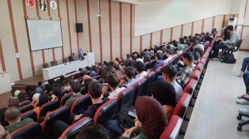 Üniversitede “Öğretmen Liderliği” başlıklı konferans