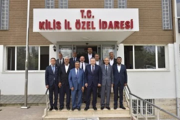 Vali Şahin, İl Genel Meclisi Başkanı ve üyelerini tebrik etti