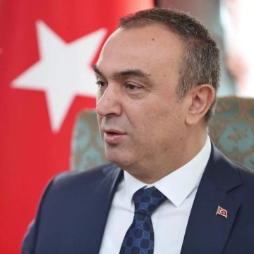 Vali Soytürk “1 Mayıs Emek ve Dayanışma gününü tebrik ediyorum”
