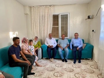 Vali Soytürk, Seyrek, Gezici ve Aygün ailelerinin hanesine misafir oldu